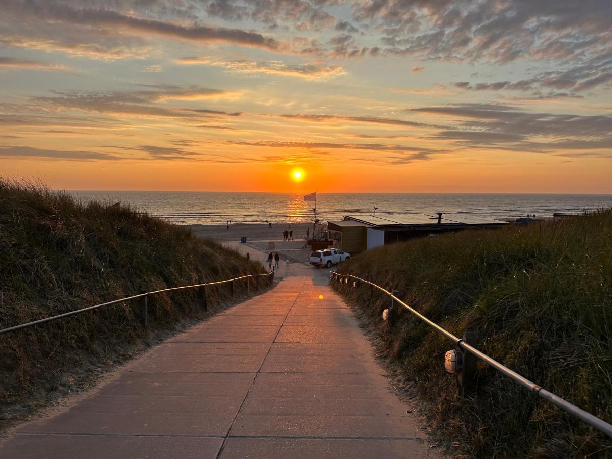 Zeezicht Villa Zee Aan Het Strand Bergen aan Zee Exterior photo