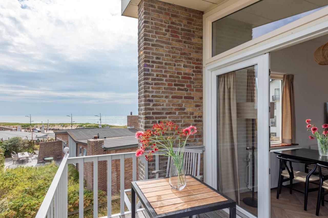 Zeezicht Villa Zee Aan Het Strand Bergen aan Zee Exterior photo